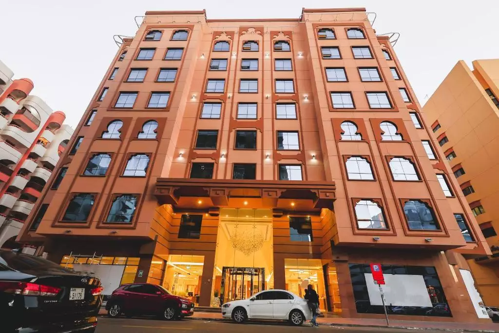 BEST WESTERN PREMIER M FOUR BEST WESTERN PREMIER M FOUR